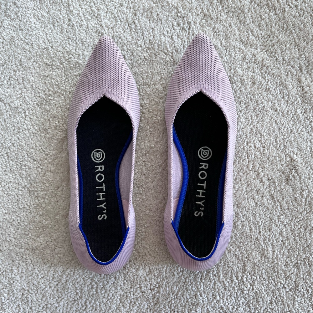 Rothy’s The Point Petal Pink Solid in size 7